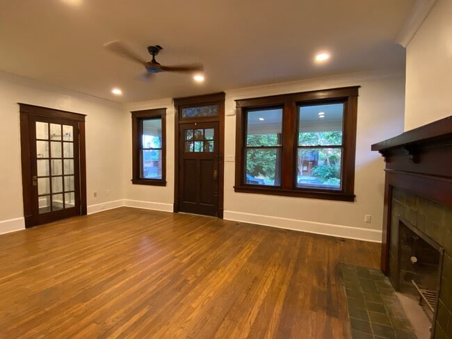 Living Room with guest bathroom - 327 N Willett St