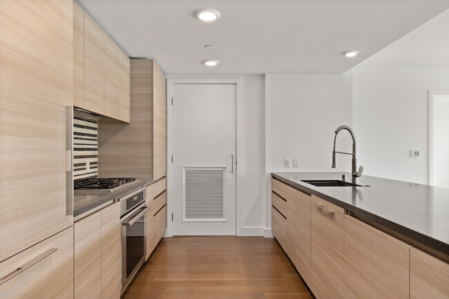 Foto del edificio - 708 Long Bridge St