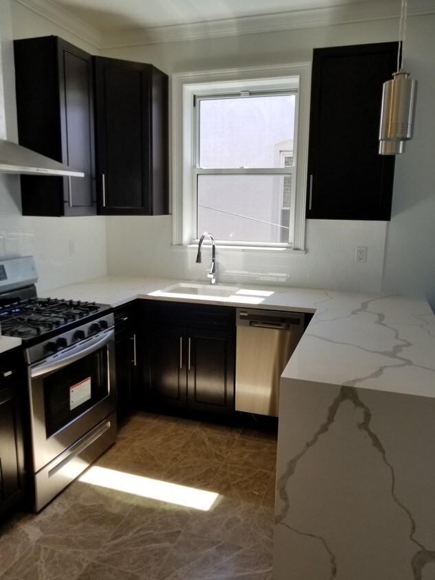 Foto principal - 32-74 45th St