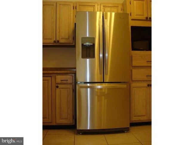 Foto del edificio - 121 Yellowstone Rd