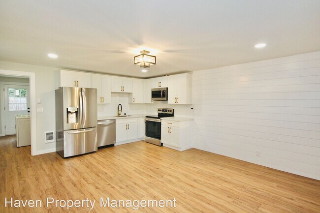 Foto del edificio - 1 br, 1 bath House - 6006 Bock Ave