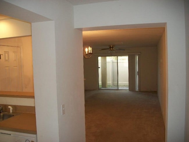 Building Photo - 8727 Sheldon Creek Blvd