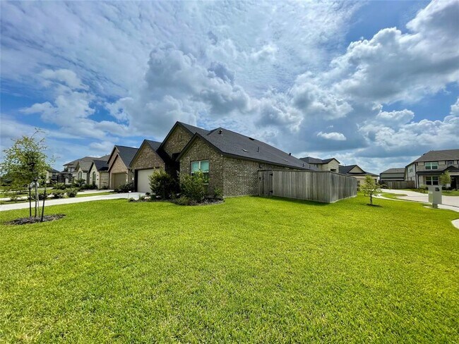 Foto del edificio - 17202 Coppice Oak Dr