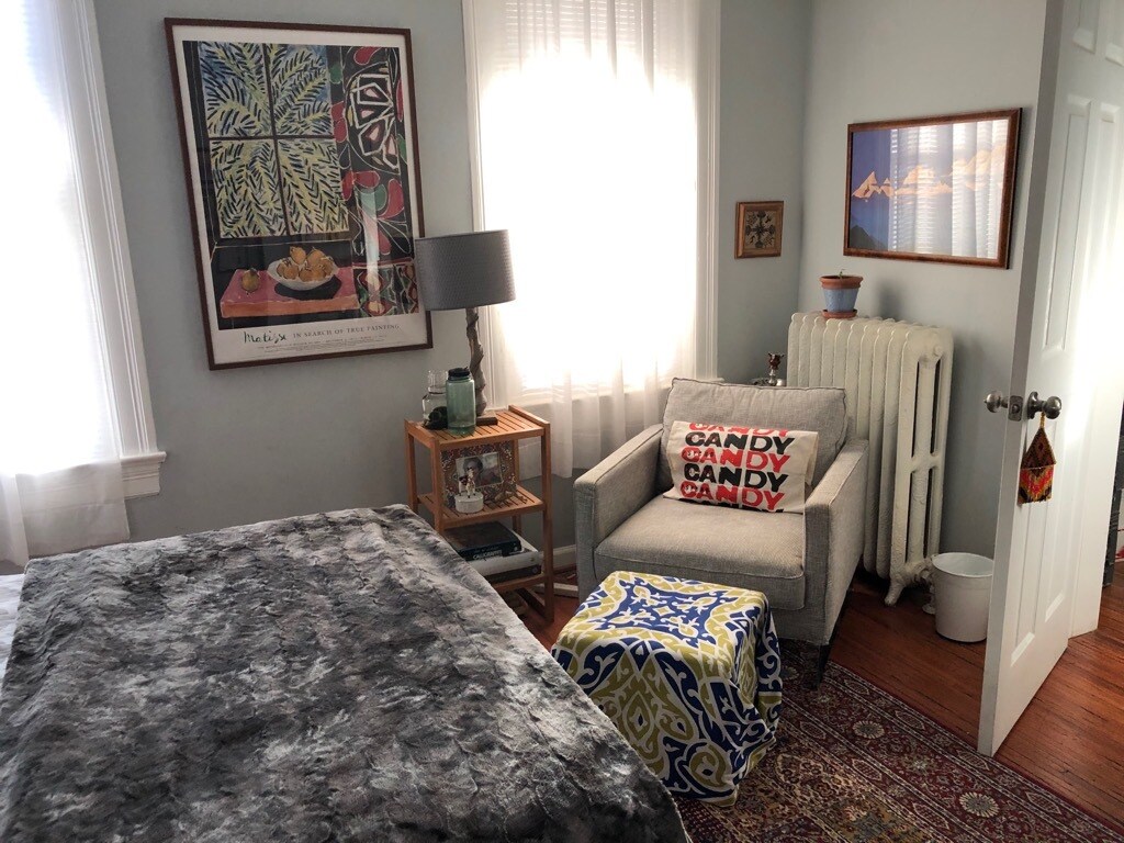 Foto principal - 3631 Warder St NW