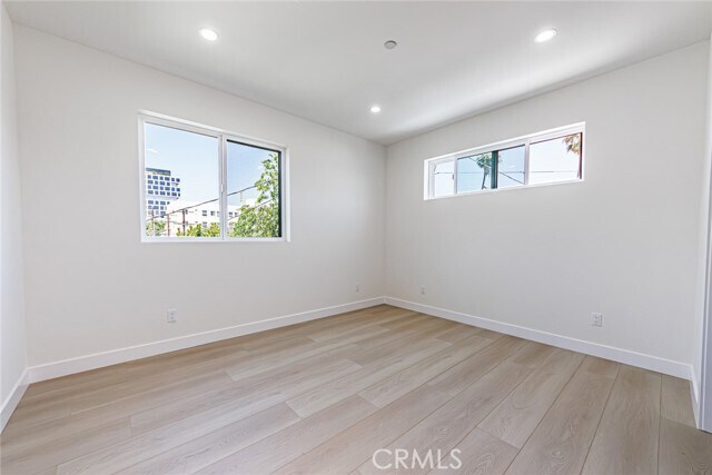 Foto del edificio - 1330 Tamarind Ave