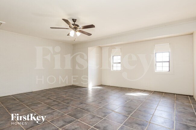 Foto del edificio - 4924 S Hazelton Ln