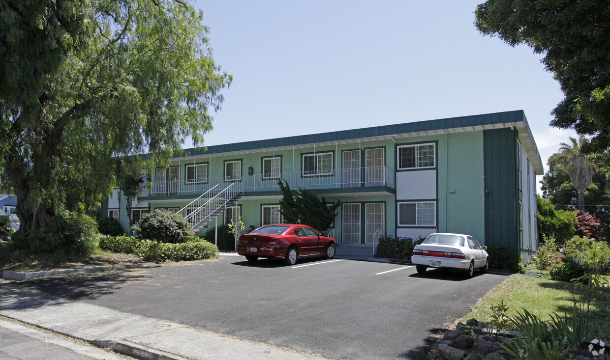 1004 W 3rd St, Benicia, CA 94510 Apartments 1004 W 3rd St Benicia, CA