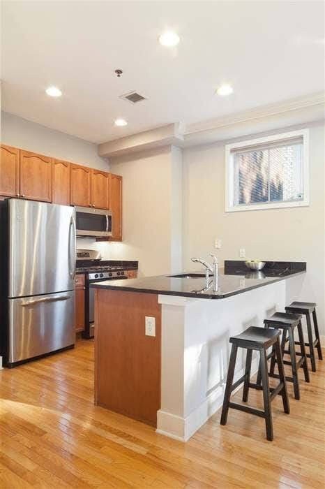 Foto del edificio - 61 Grand St