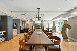 Building Photo - Forte at 1440 Beacon