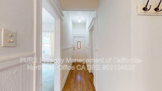 Foto del edificio - 28 Cunningham Pl