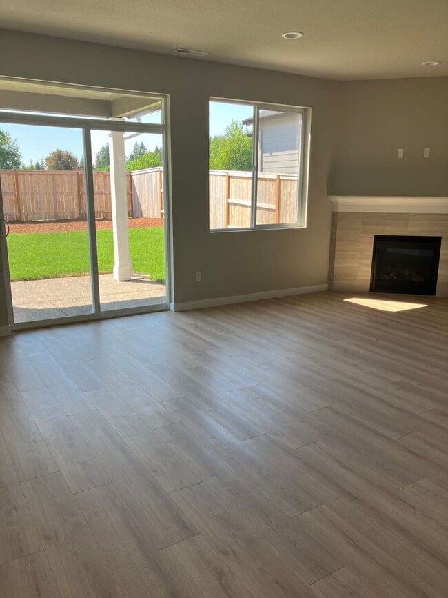 Building Photo - Newer Home in Lafayette