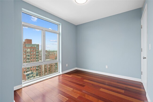 Foto del edificio - 142-38 37th Ave