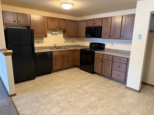 Building Photo - Village Park Apartments