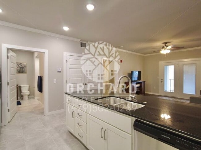 Building Photo - 1/1 Flat | Endura Park- Apartments in Siloam Springs!