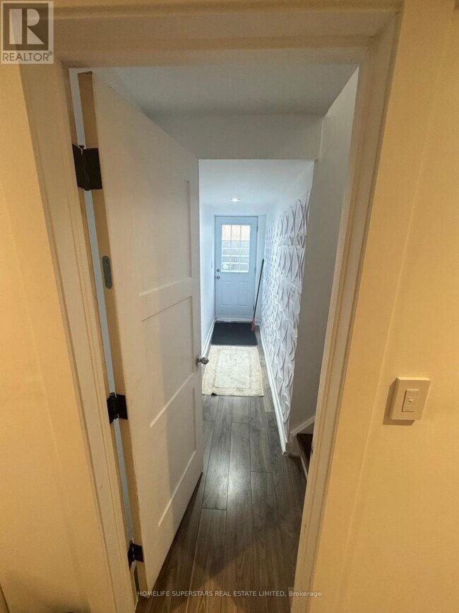 Photo du bâtiment - 11 Kelsey Crescent