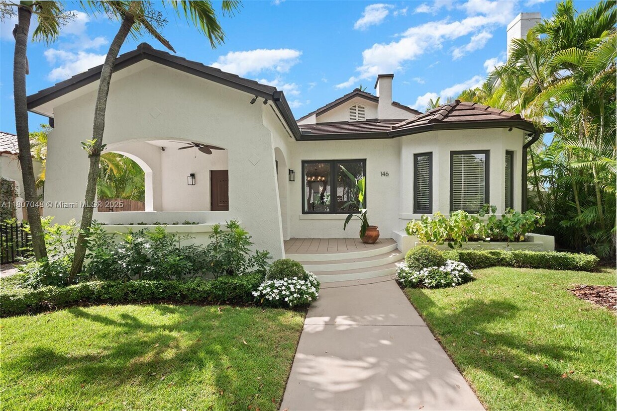 Foto principal - 146 NE 47th St