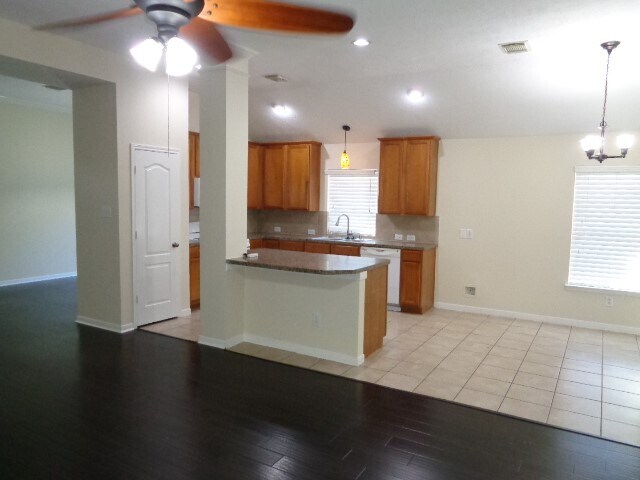 Foto del edificio - 30034 Saw Oaks Dr