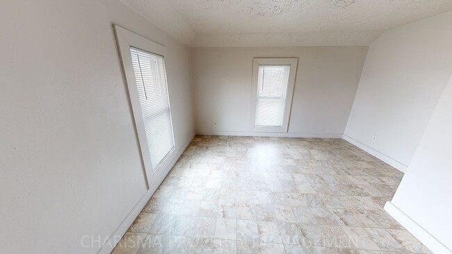 Foto del edificio - COZY STUDIO LOCATED DOWNTOWN SIOUX FALLS!