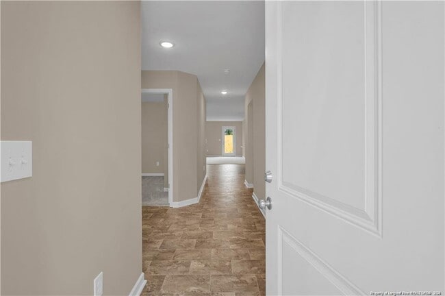 Foto del edificio - 737 Caelin Farms Rd