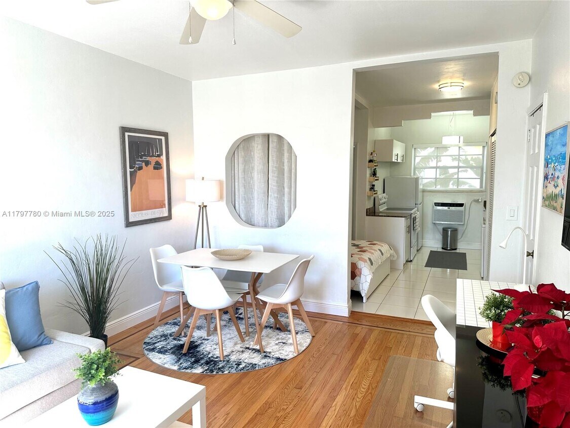 Foto principal - 1007 Meridian Ave