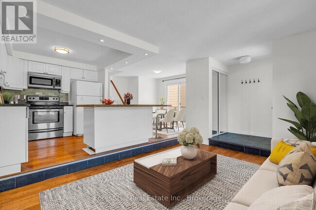 Photo du bâtiment - 15 Homestead Pl