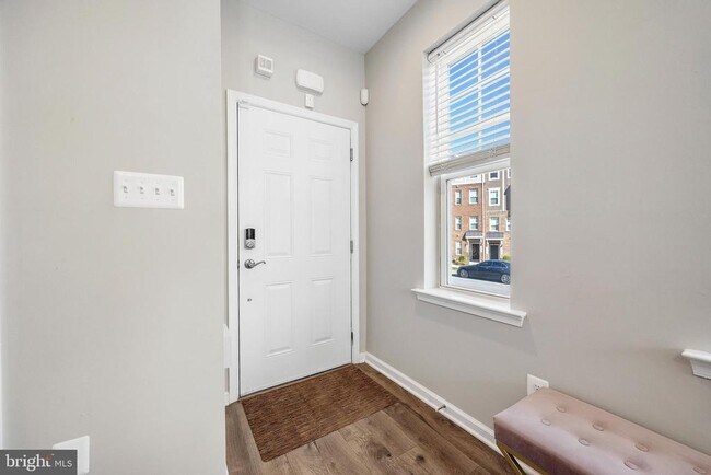 Foto del edificio - 3729 Silver View Ln