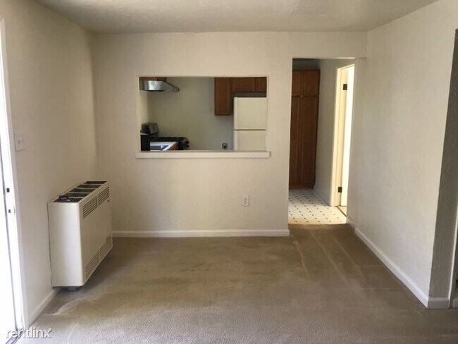 Building Photo - 2 br, 1 bath House - 127 Cottage Ave C Unit C