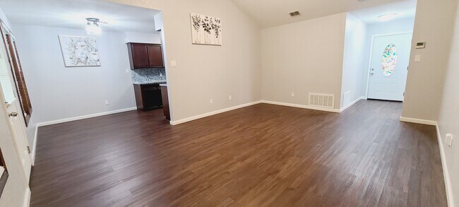 Building Photo - 3149 Crest Colony Ln