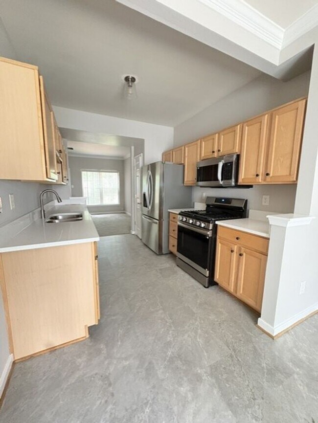 Foto del edificio - 8738 Springwater Dr