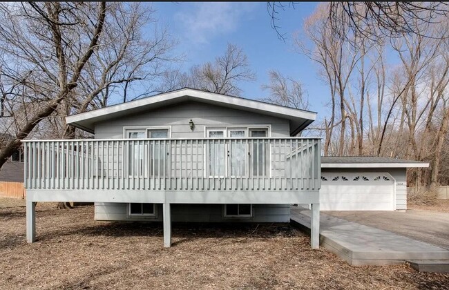 Building Photo - 3068 Spring Lake Rd SW