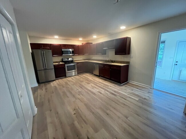 Kitchen - 1317 Hill Street