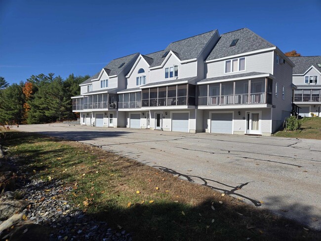 Building Photo - 35 Collins Landing Rd