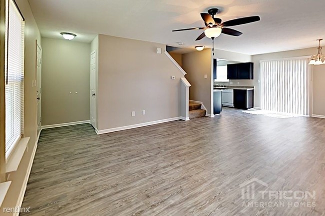 Building Photo - 2887 Beethoven Ave