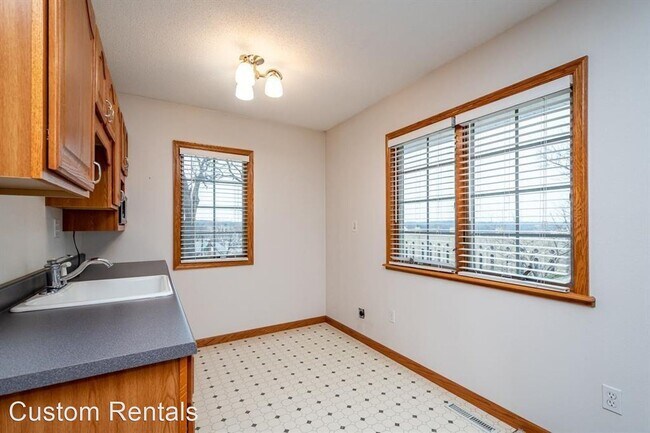 Foto del edificio - 1 br, 1 bath House - 507 1/2 N High St
