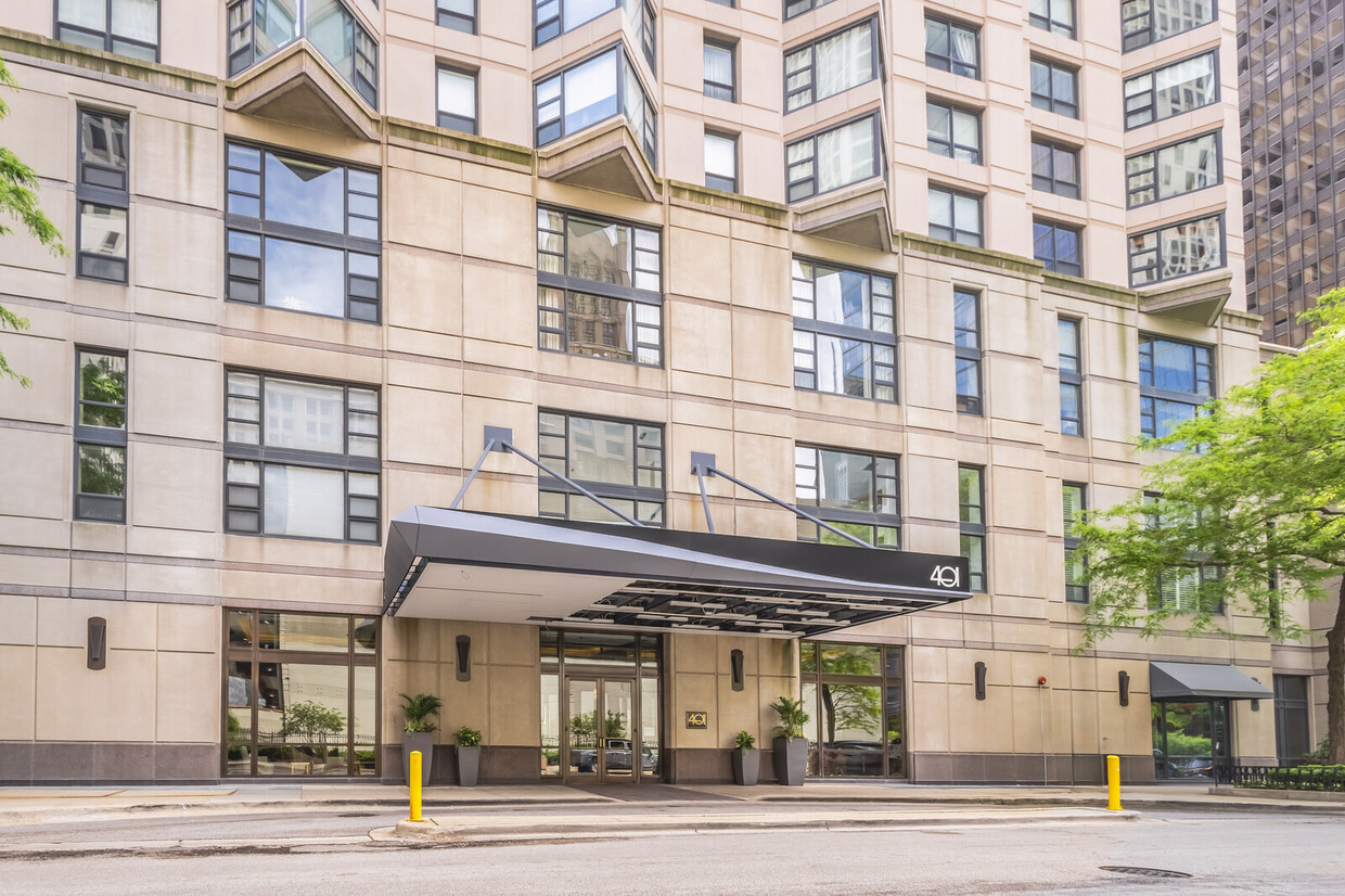 Foto principal - 401 E Ontario St
