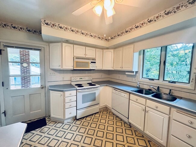 Photo - 5712 Kanawha Rd House