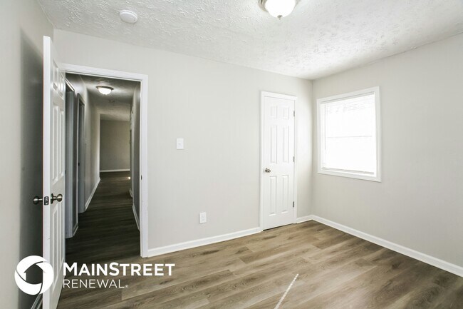 Foto del edificio - 5524 Marilyn Rd