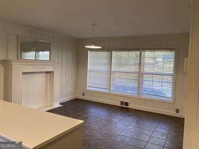 Building Photo - 280 Lakeside Dr