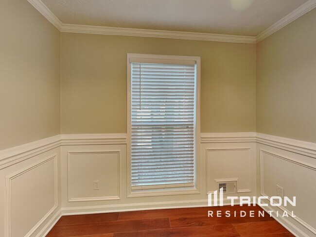 Foto del edificio - 5420 Red Berry Ln SW