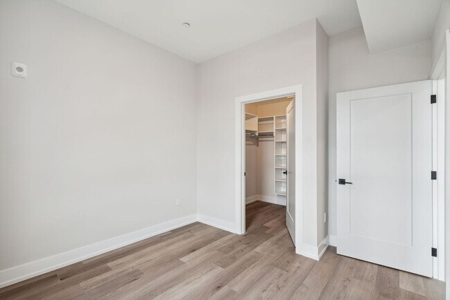 Interior Photo - The Dally