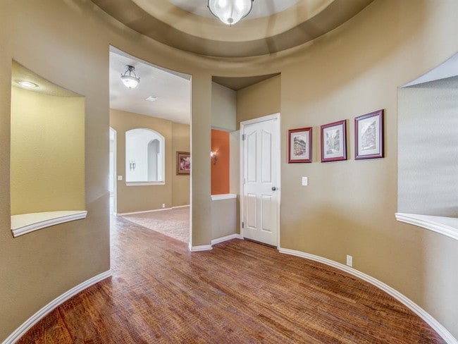 Building Photo - 200 Crown Colony Dr