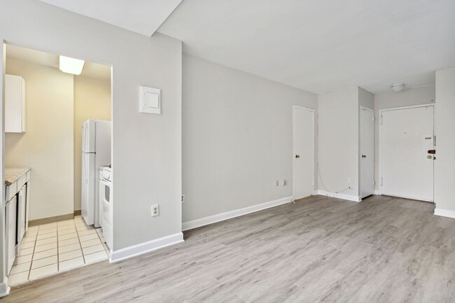 Foto del edificio - Charming & Bright Studio at River Place West