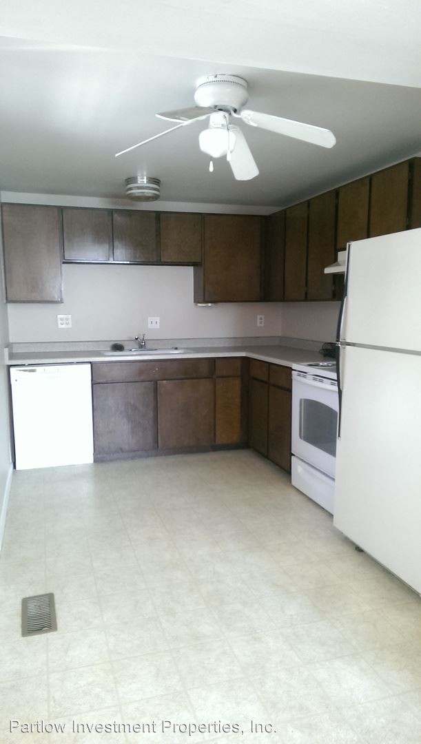 Foto del edificio - 469 E Emerson Ave