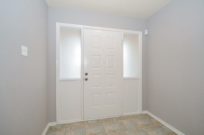 Building Photo - 12722 Ashford Brook Dr