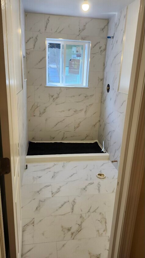 bathroom under renovation/not complete - 35 University Pl