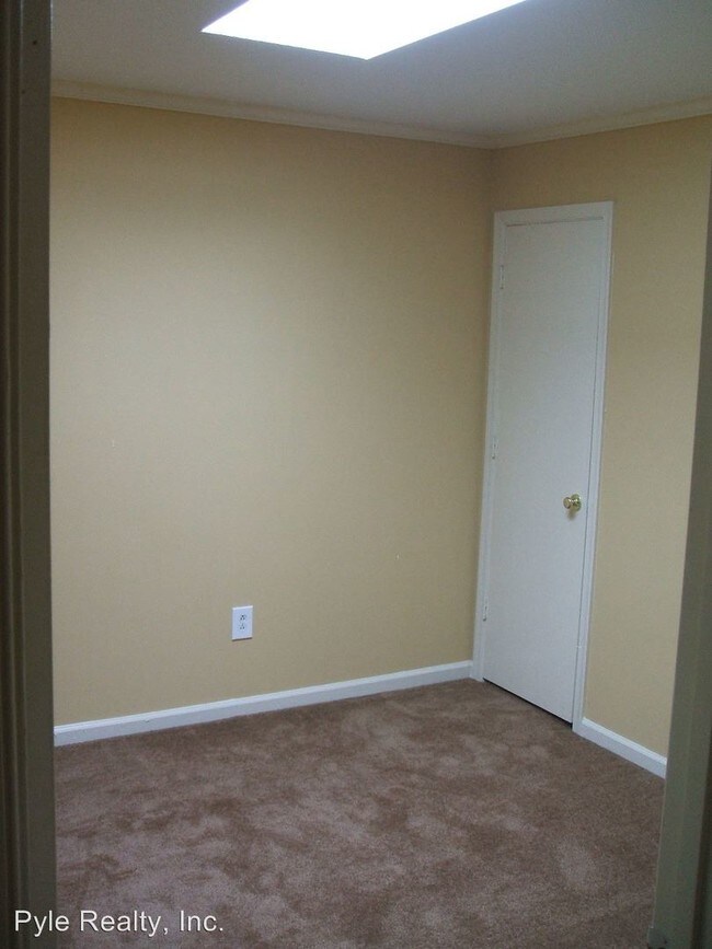 Building Photo - 424 Duck Hunter Ct