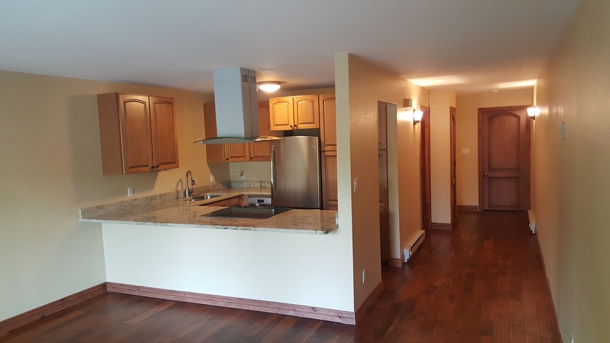 Primary Photo - 1329 Pitkin Ave