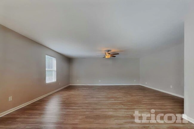 Building Photo - 4217 Piedmont Farms Way