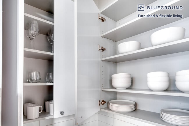 Foto del edificio - 676 N La Salle Dr