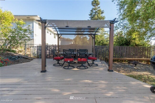 Building Photo - 5 br, 3 bath House - 7632 S Asotin St